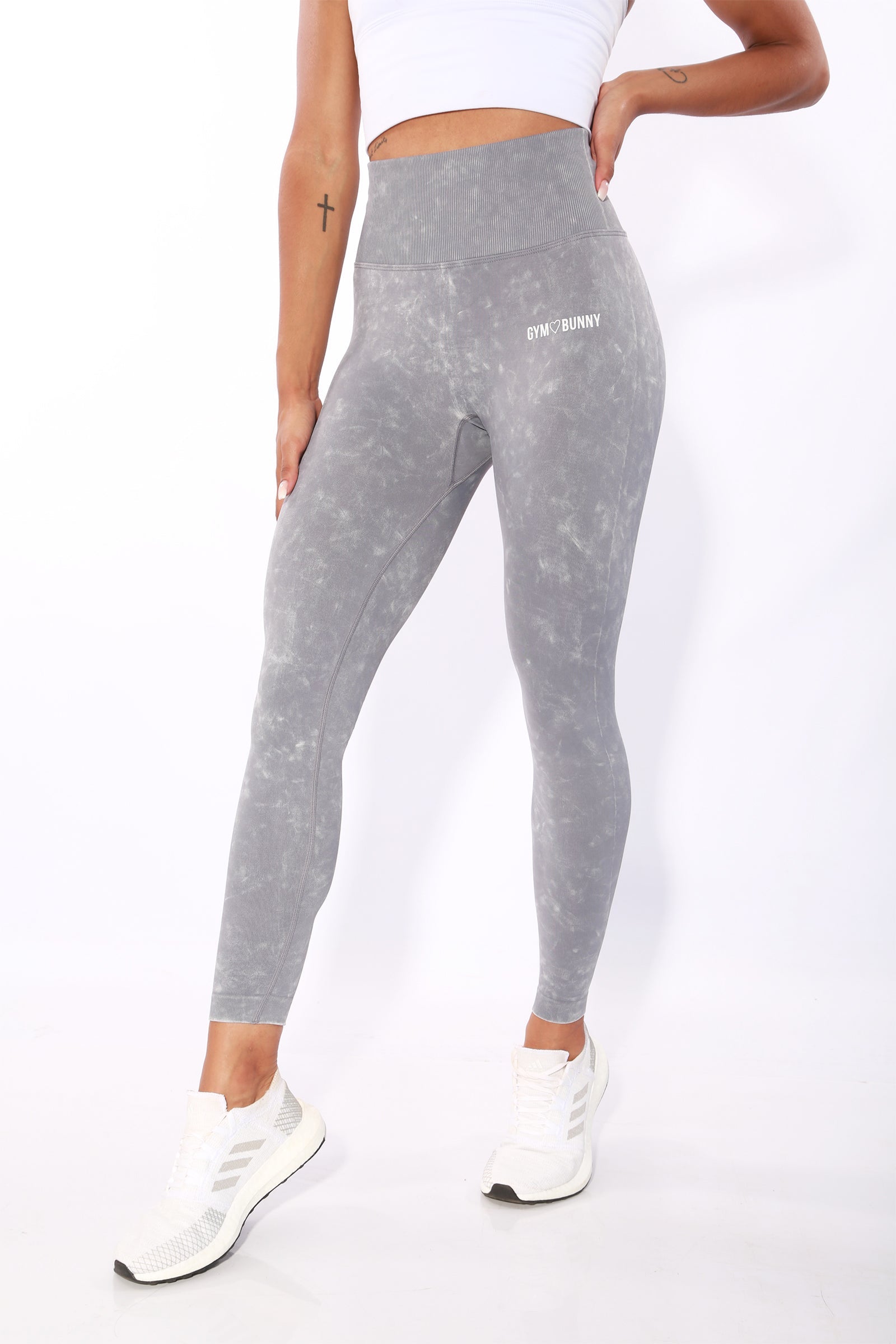 Gym Bunny Summer Scrunch leggings -Grey wash