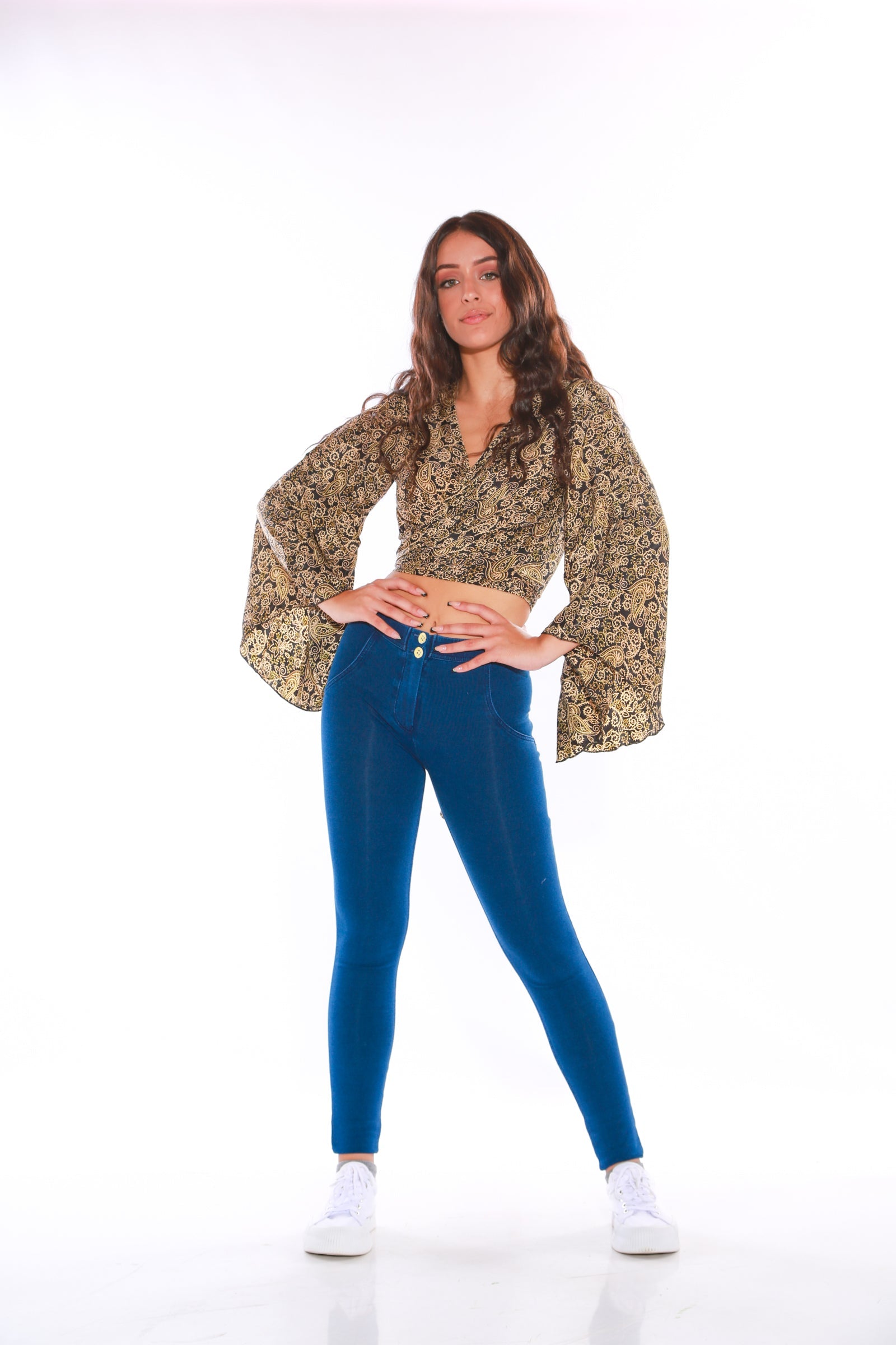 Image of Long sleeve Wrap top - Freesize- black gold