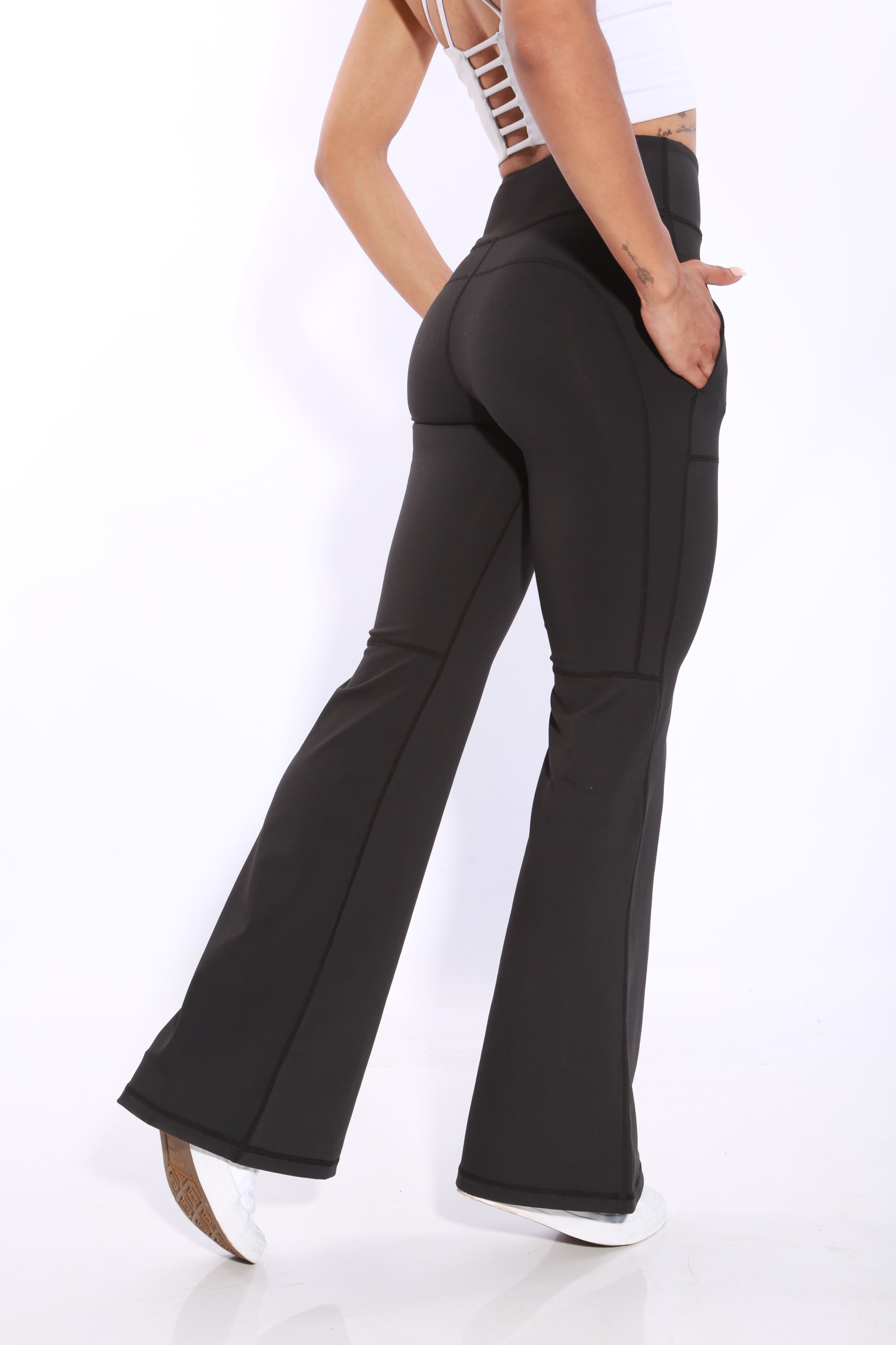 Wonderfit Gym Bunny Black Flare leggings