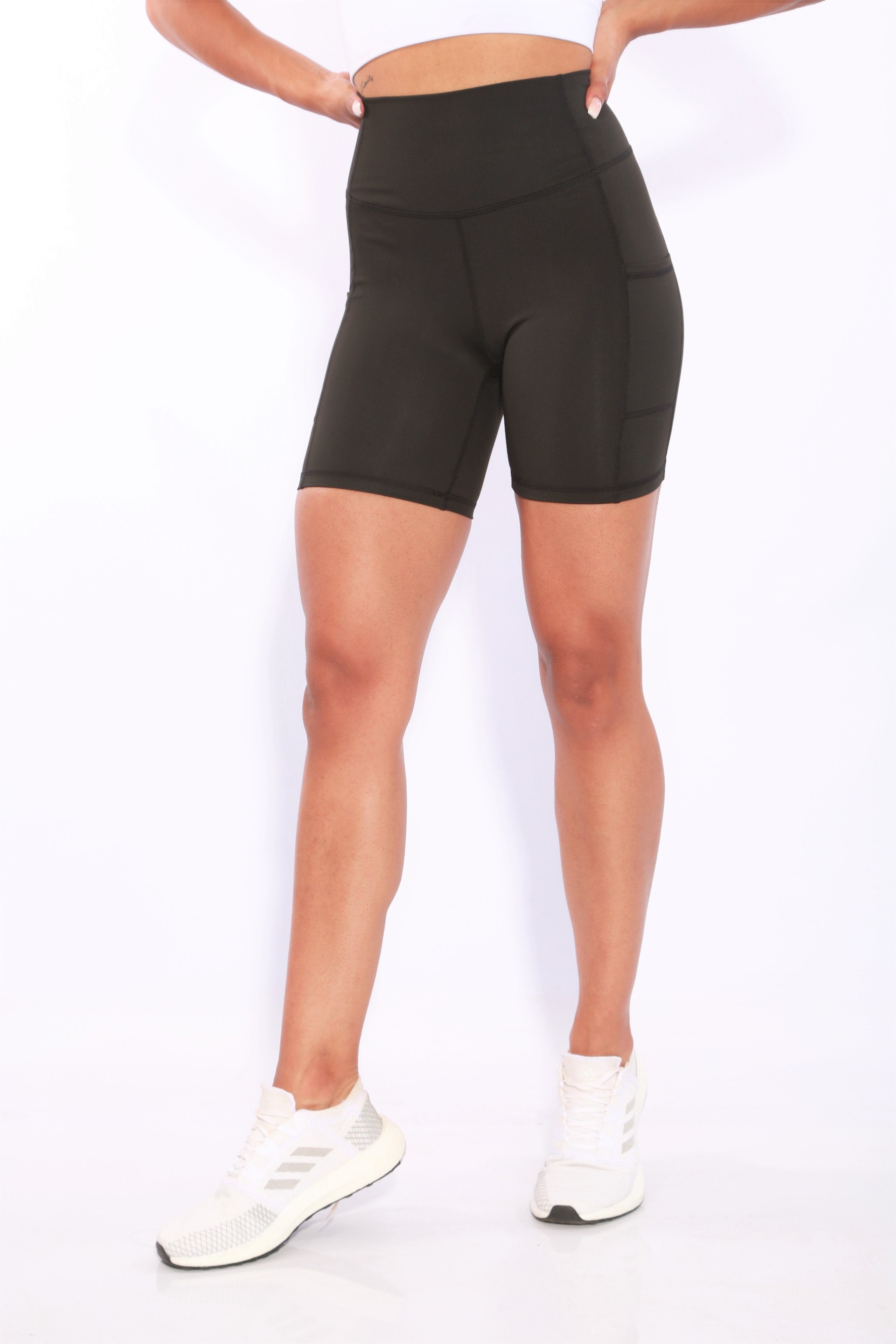 Image of Wonderfit Staple Shorts with phone pocket -Black