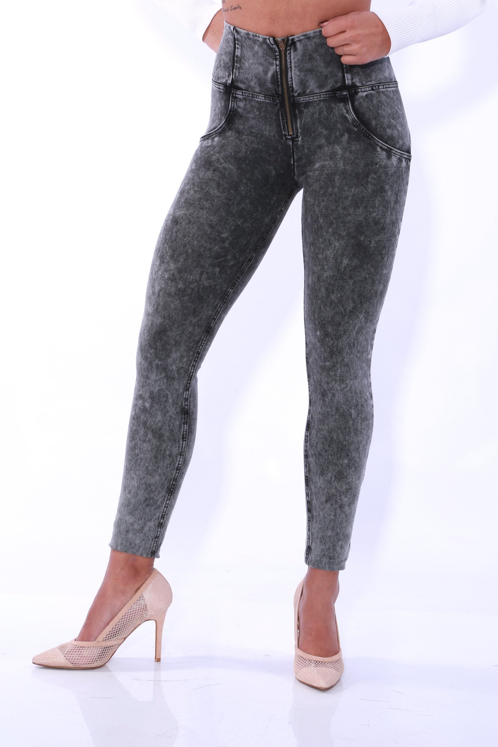 Image of High waist Butt lifting Shaping jeans/Jeggings - Black Stone